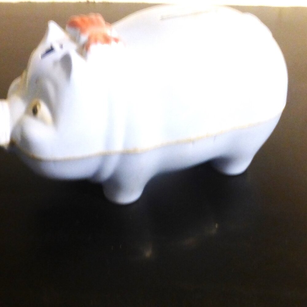 TYS - Rare Tudor Ross PIGGY BANK Plastic Bank ENGLAND Coin Collection Coin Bank